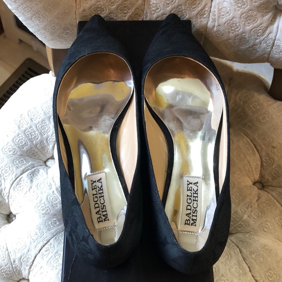 Badgley Mischka Shoes - Badgley Mischka Black Guardian Flats